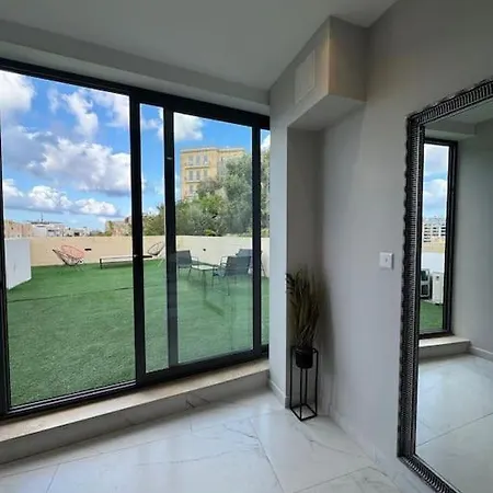 Villa Vera With Private Pool Near Valletta Pietà