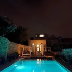 Vera With Private Pool Near Valletta וילה Pietà