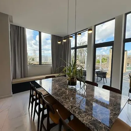 Vera With Private Pool Near Valletta *